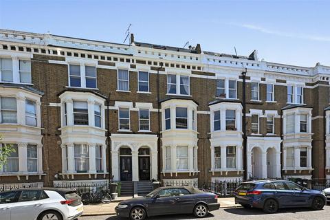Flat C, 15 Bolingbroke Road, London, W14 0AJ