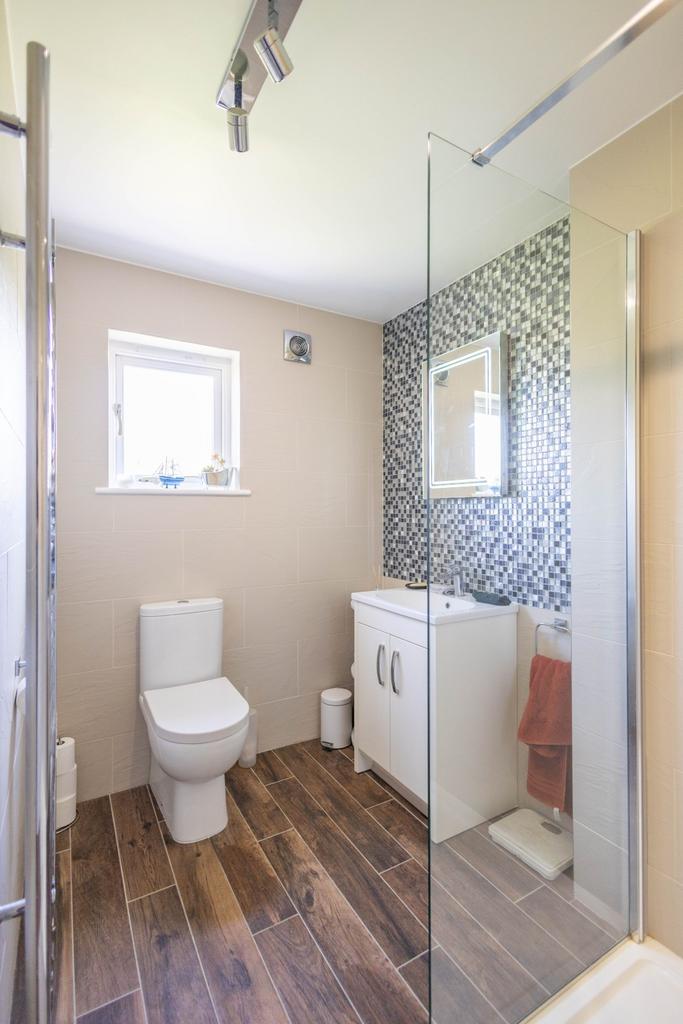 En Suite Shower Room