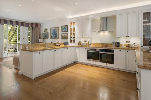 undefined, Palace Gardens Terrace, London, W8