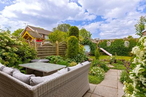 3 bedroom semi-detached house for sale, Trent Close, Sompting, Lancing