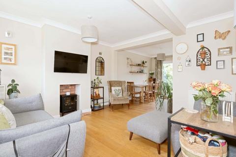 3 bedroom semi-detached house for sale, Trent Close, Sompting, Lancing