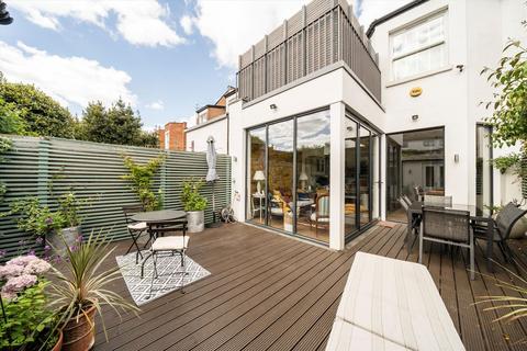 42 Hillcrest Road, Acton, London, W3 9RY