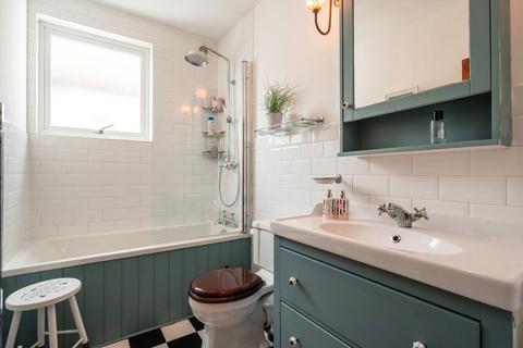 42 Hillcrest Road, Acton, London, W3 9RY