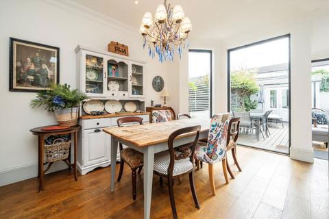 42 Hillcrest Road, Acton, London, W3 9RY