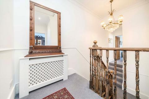 42 Hillcrest Road, Acton, London, W3 9RY