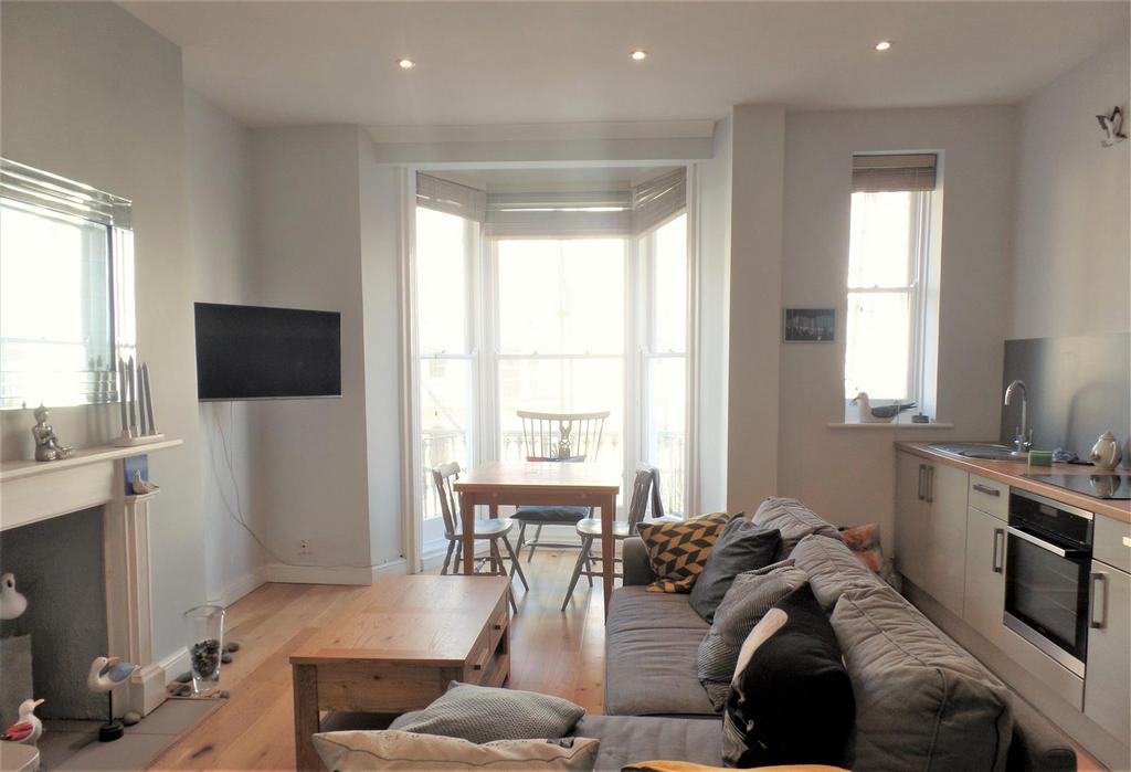 Reception room.jpg