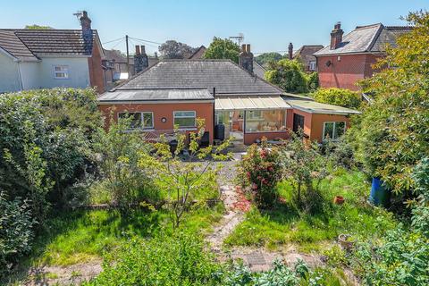 2 bedroom detached bungalow for sale, Glenville Road, Walkford, Christchurch, BH23