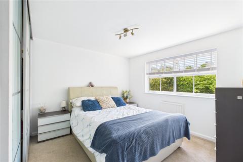 1 Boltons Lane, Binfield, Bracknell, RG42 4UA