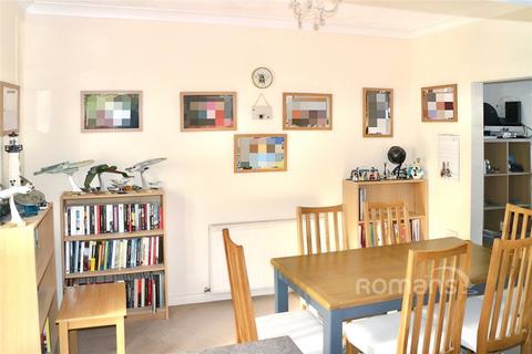 3 bedroom semi-detached house to rent, Fairview Road, Taplow, Maidenhead, SL6