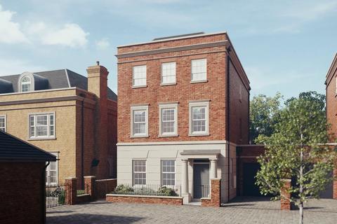 4 bedroom link detached house for sale, Brunswick Gardens, 31 Chilbolton Avenue, Winchester, Hampshire, SO22