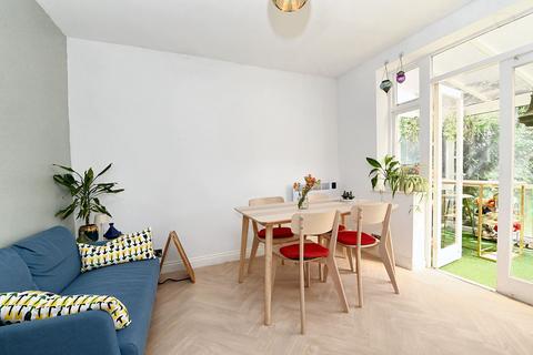 40 Agecroft Road, Pendlebury, Manchester, M27 8UE