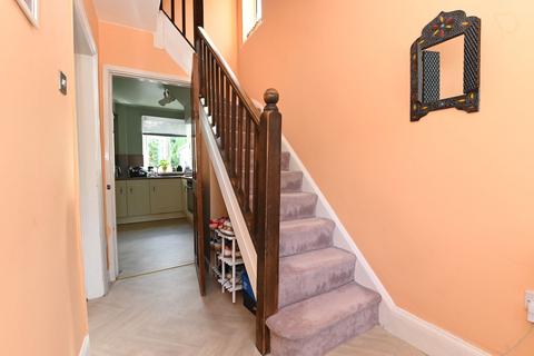 40 Agecroft Road, Pendlebury, Manchester, M27 8UE