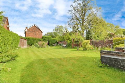 6 bedroom semi-detached house for sale, Crewe Road, Alsager