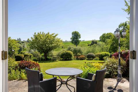 4 bedroom detached house for sale, Backstone Gill Lane, Leeds LS17