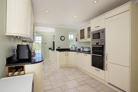 4 bedroom detached house for sale, Backstone Gill Lane, Leeds LS17
