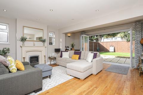 4 bedroom detached house for sale, Westonville Avenue, Margate, CT9