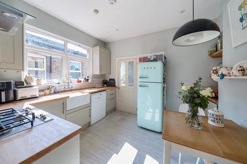 2 bedroom maisonette for sale, Blandford Road, Beckenham BR3