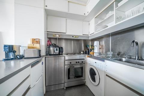 1 bedroom flat for sale, John Trundle Highwalk, Barbican, London, EC2Y