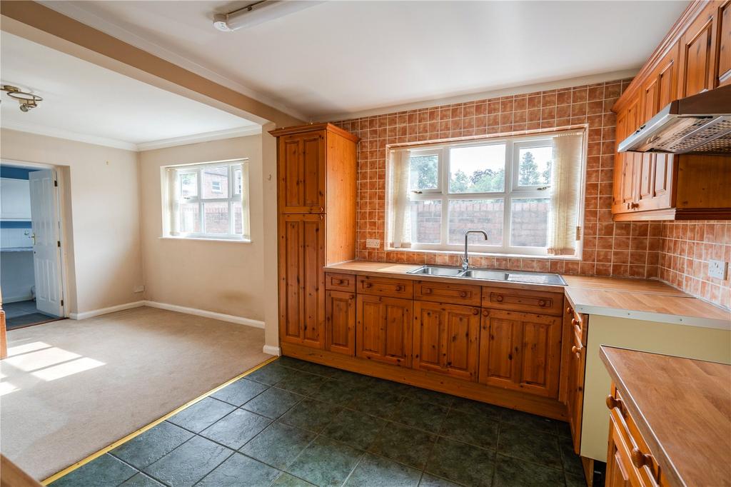 Kitchen-Diner (2)