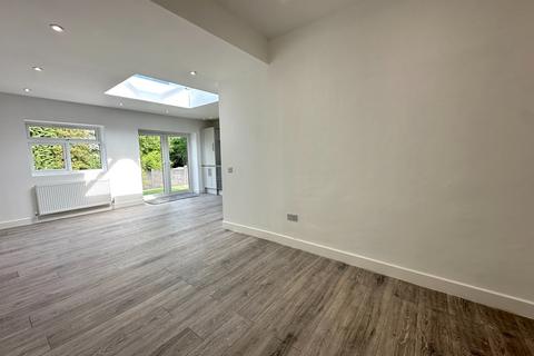 3 bedroom bungalow for sale, Ward Grove, Wolverhampton WV4