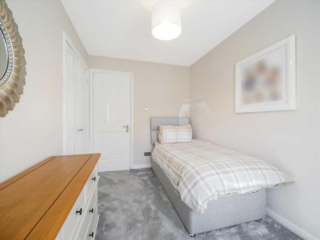 Bedroom Two (2)