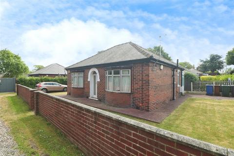 2 bedroom detached bungalow for sale, Plantation Avenue, Royston, Barnsley