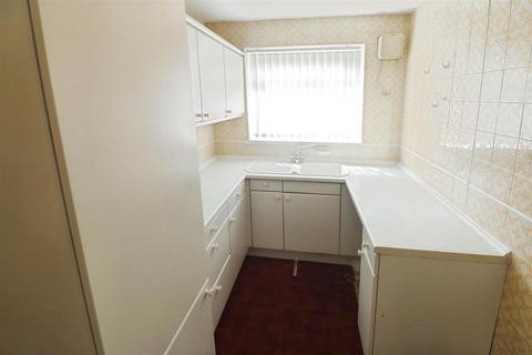 2 bedroom detached bungalow for sale, Plantation Avenue, Royston, Barnsley