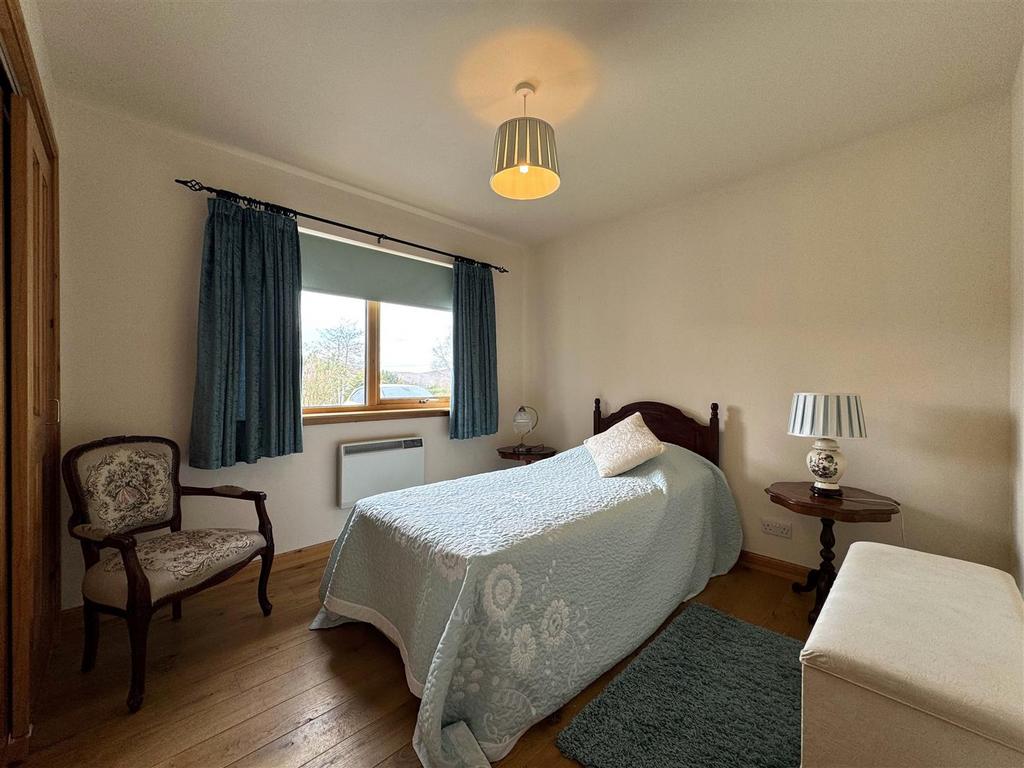 Bedroom 3.jpg