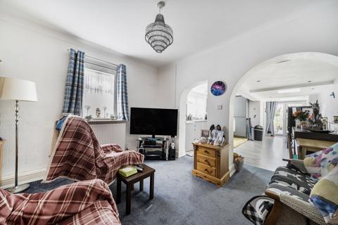 2 bedroom detached bungalow for sale, Louth Road, Holton-le-Clay, Grimsby, Lincolnshire, DN36