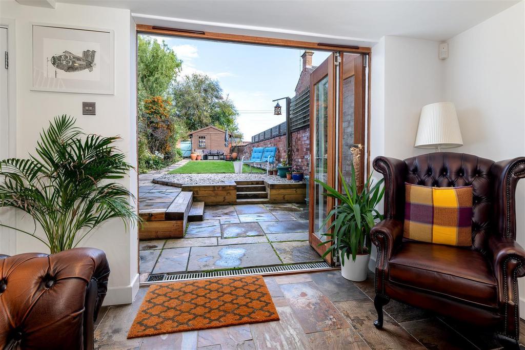 Bi-Fold Doors to Garden