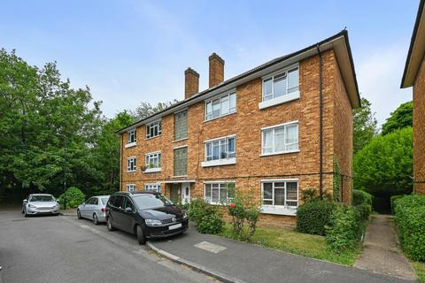 5 Greystoke Gardens, London, W5 1EP