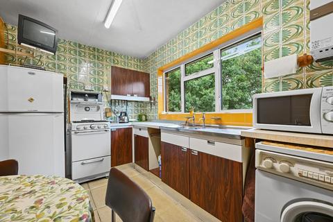 5 Greystoke Gardens, London, W5 1EP