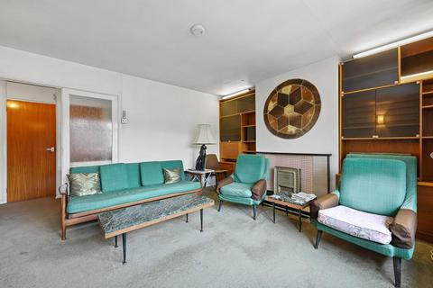 5 Greystoke Gardens, London, W5 1EP