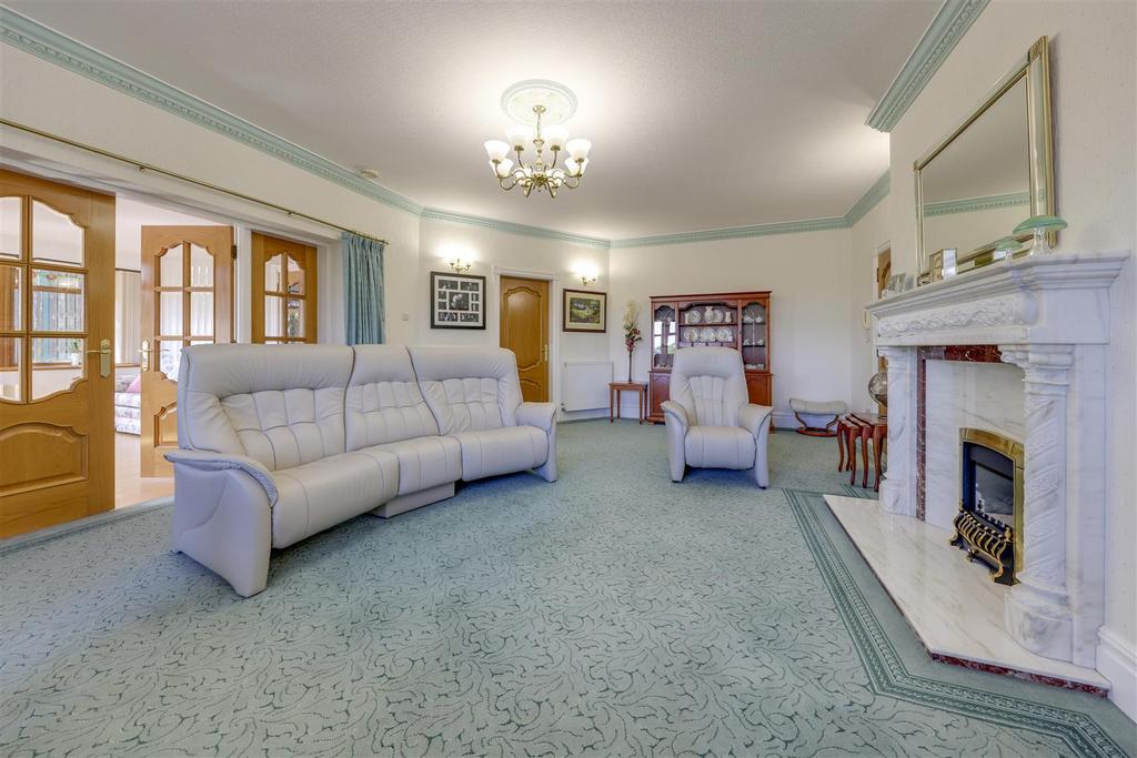 Lounge Alt