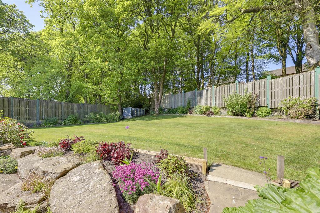Rear Garden Alt 2