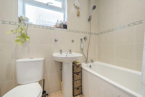 49a Dudley Gardens, London, W13 9LU