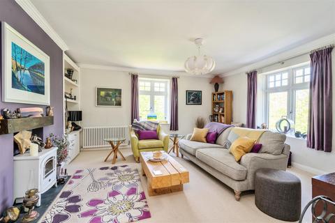 28 Fetherston Grange, Hockley Heath, Solihull, B94 6PX