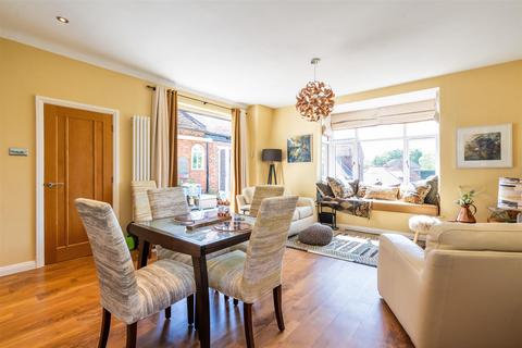 28 Fetherston Grange, Hockley Heath, Solihull, B94 6PX