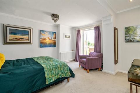 28 Fetherston Grange, Hockley Heath, Solihull, B94 6PX