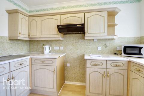 2 bedroom flat for sale, Imperial Avenue, WESTCLIFF-ON-SEA