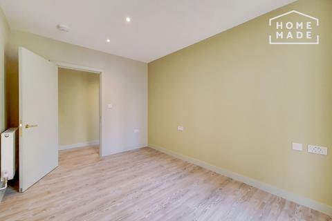 2 bedroom flat to rent, Madison, Wembley Park, HA9