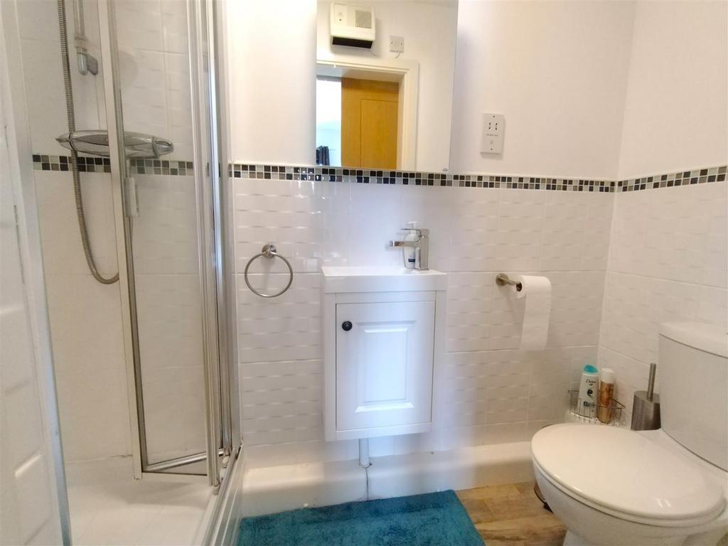 Ensuite.jpg