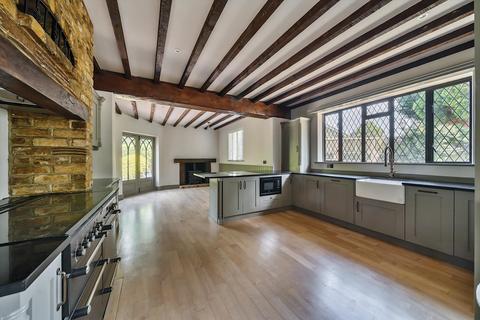 5 bedroom detached house to rent, Ridgemead Road, Englefield Green, Egham, Surrey, TW20