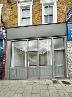 Shop to rent, 11 Brockley Rise, Forest Hill, London SE23