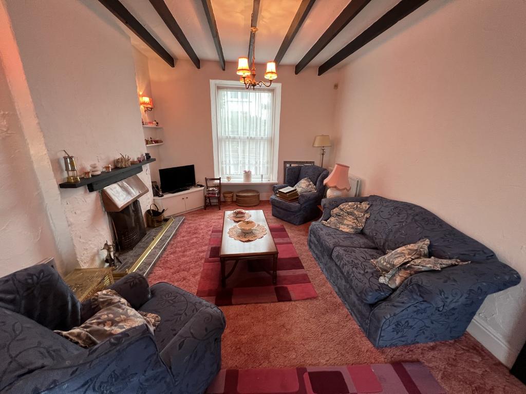 Spacious Lounge