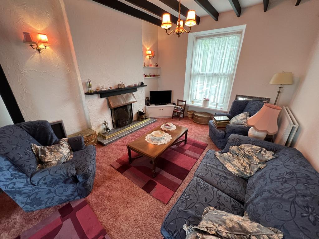 Spacious Lounge