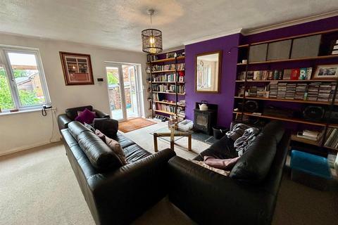 3 bedroom semi-detached house for sale, Horseshoe Hill, Waltham Abbey