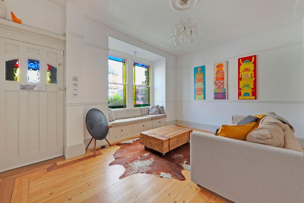 02-1057 JHProp World - 14 Elvino Road - 4-medium.jpg