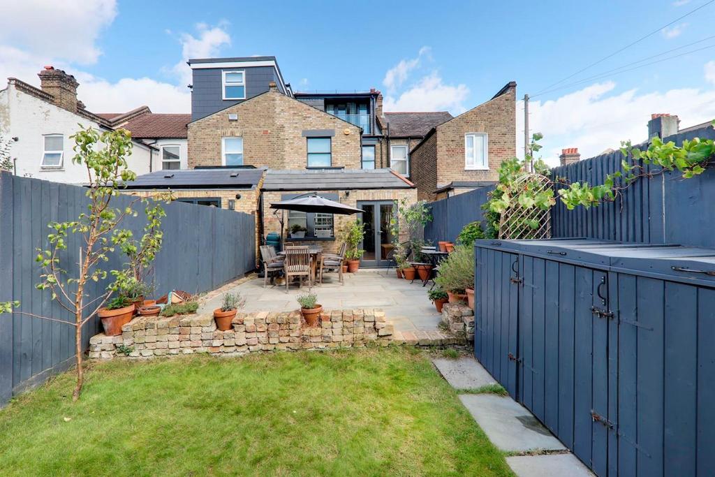 07-1ec4 JHProp World - 14 Elvino Road - 19-medium.jp