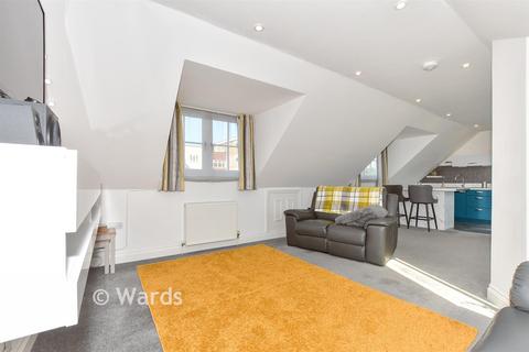 2 bedroom duplex for sale, Queens Courtyard, Dover, Kent
